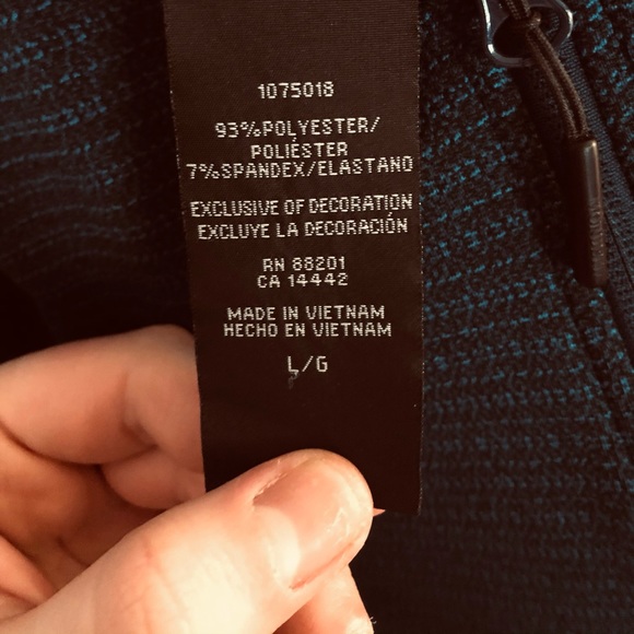 zip up - Picture 4 of 4